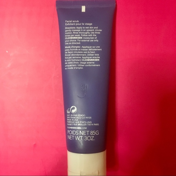 SOLD Ole Henriksen Walnut Facial Scrub Sealed - Picture 3 of 5